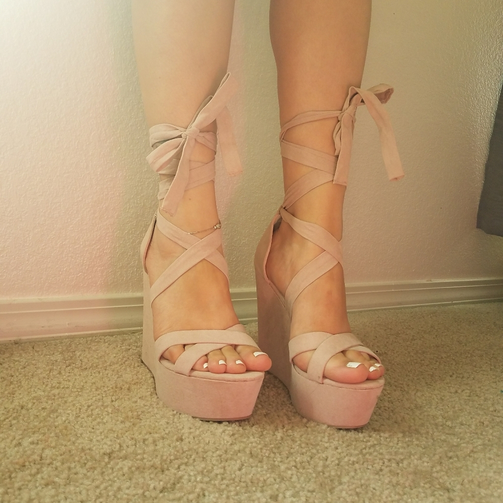 Summer wedges